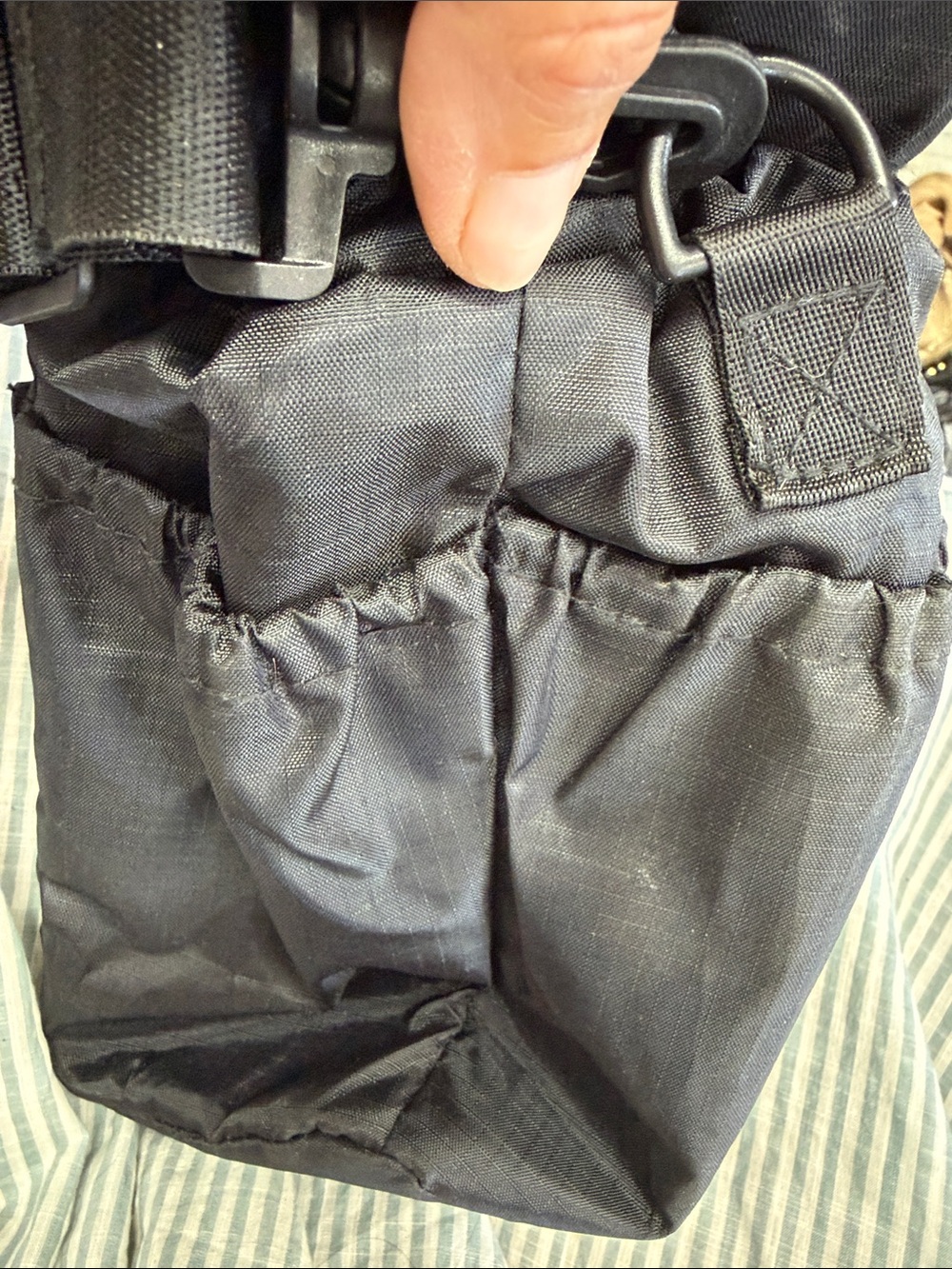 AVEDA Sling-Black Ripstop Drawstring Bag - Picture 9 of 11
